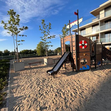 Apartament Z Wioslami Dziwnow Lägenhet Exteriör bild